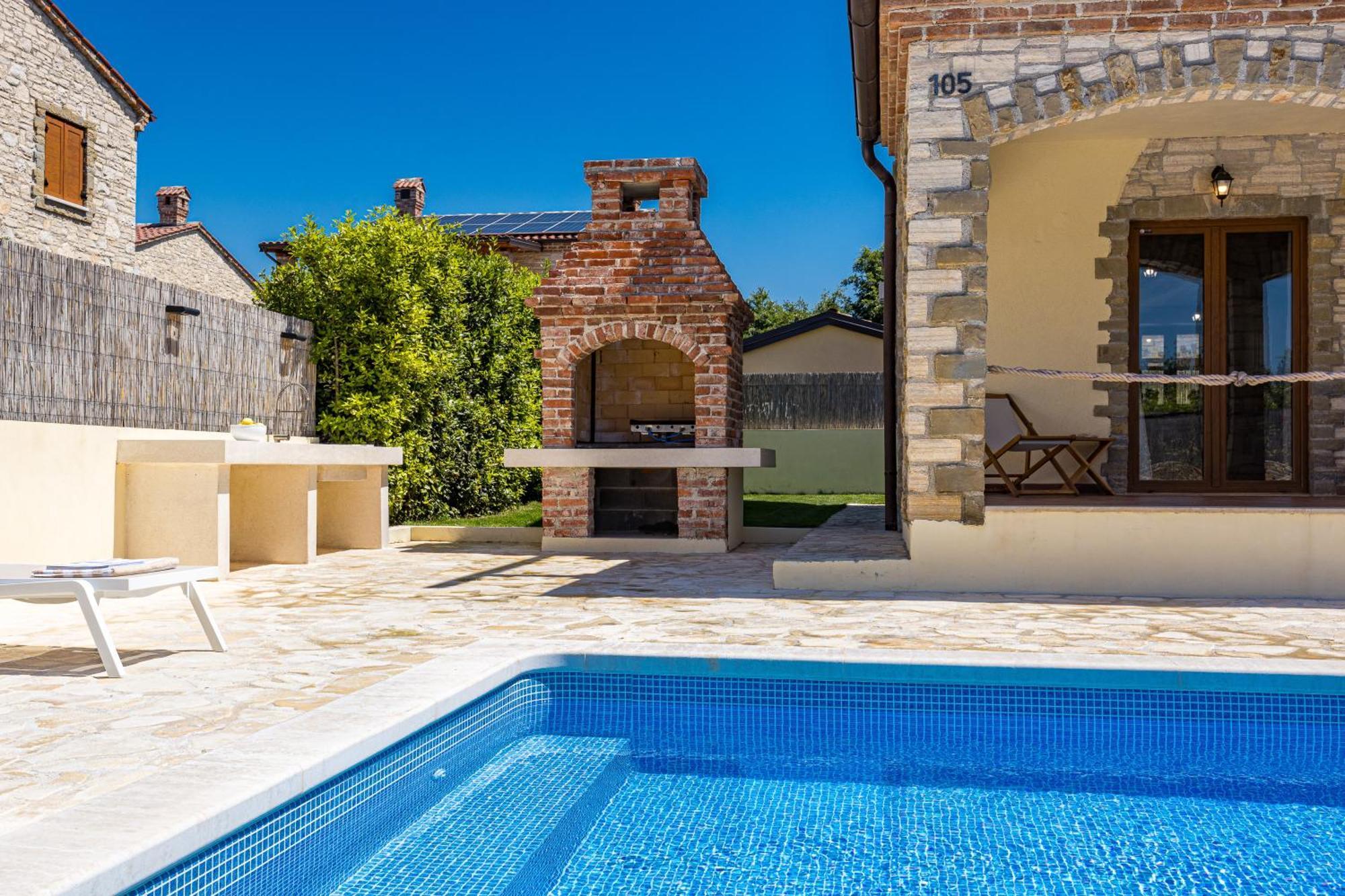 Villa Brioni With Pool By Rentistra Cabrunici Esterno foto