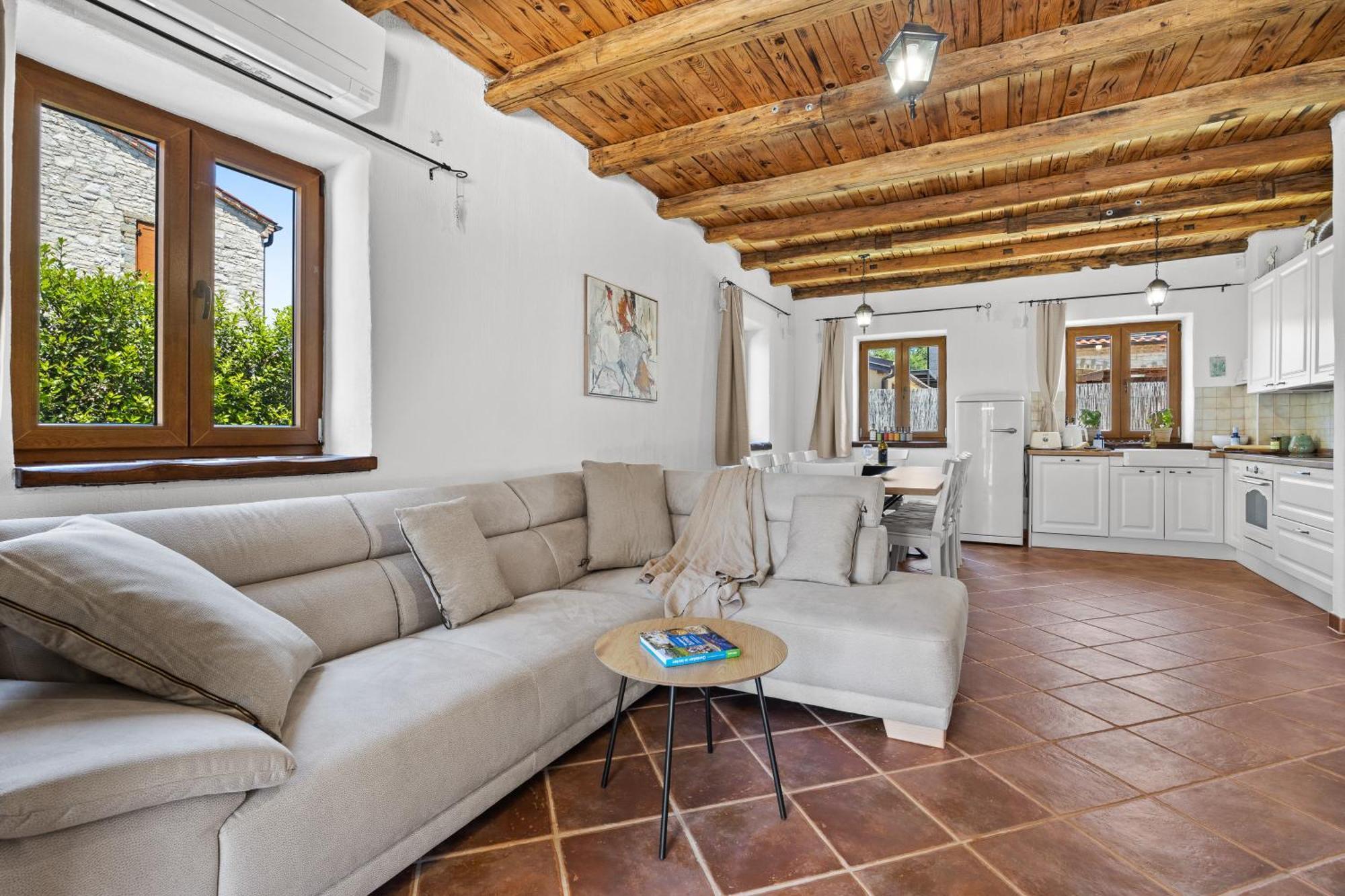 Villa Brioni With Pool By Rentistra Cabrunici Esterno foto